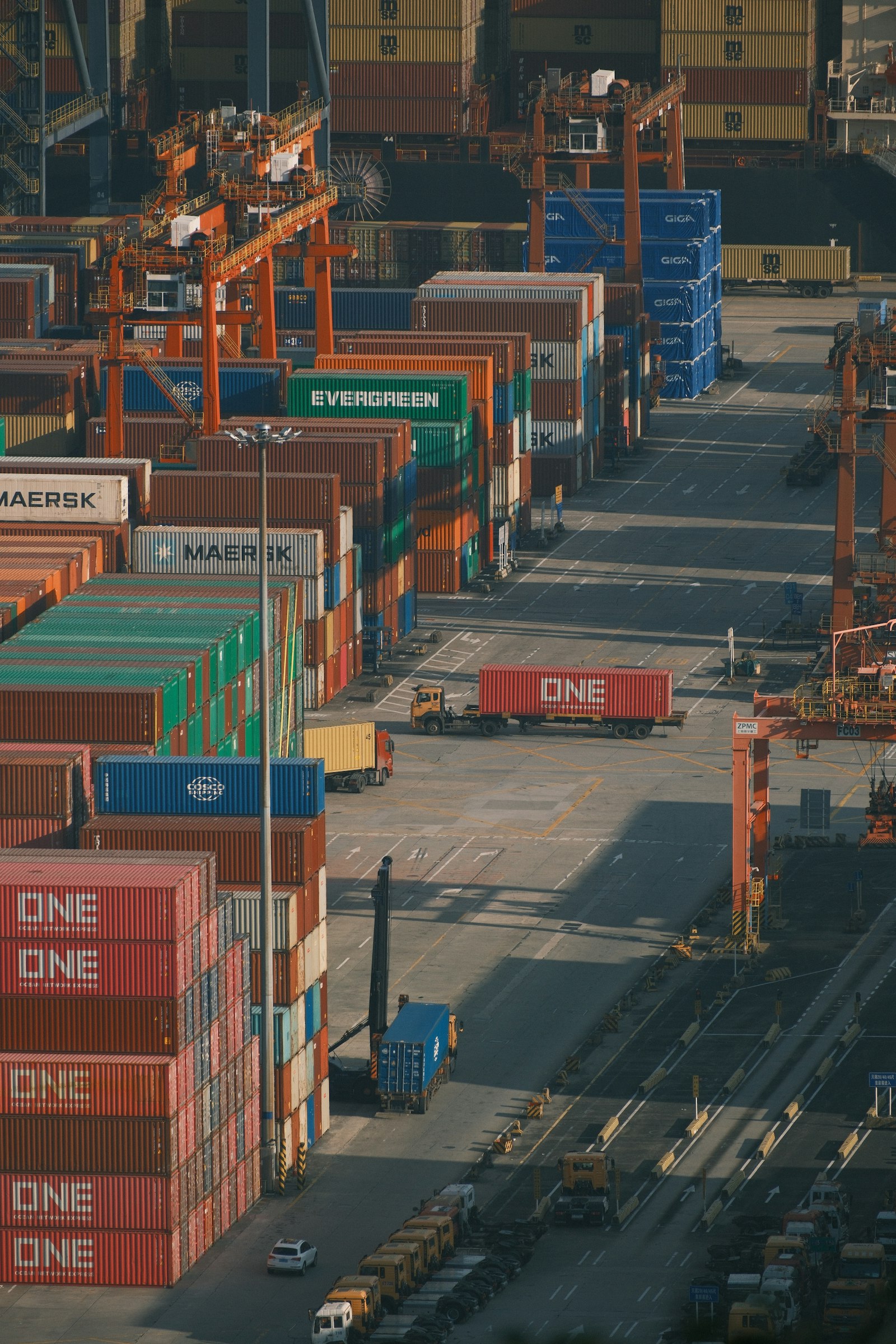 Logistics & Shipping